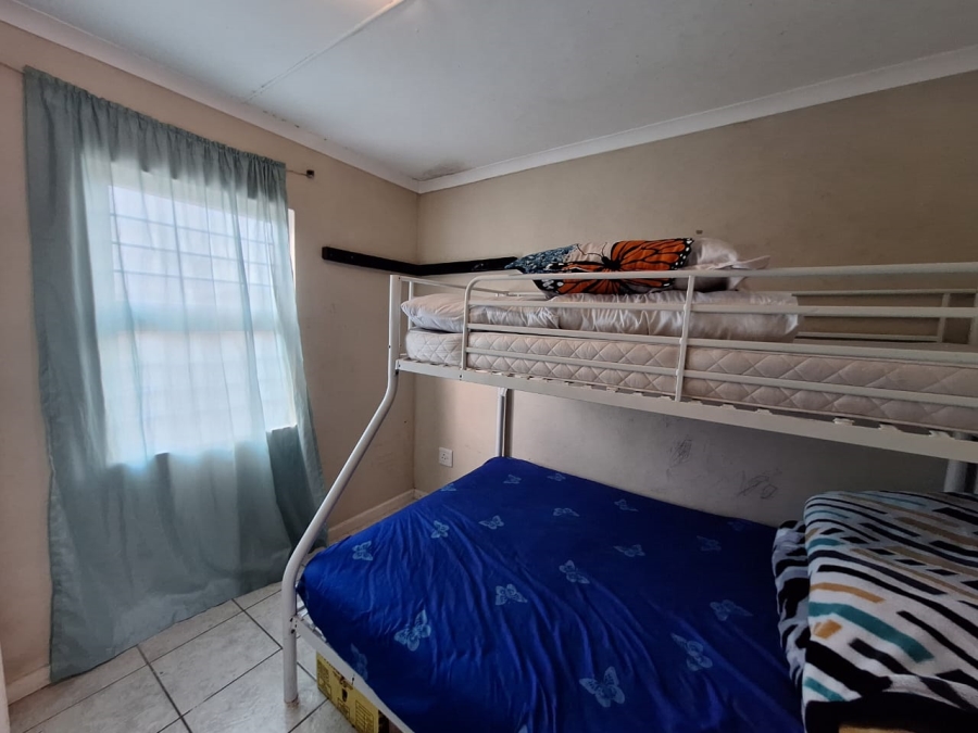 2 Bedroom Property for Sale in Pelican Park Western Cape